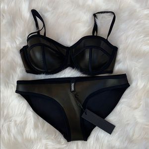 Triangl Bikini, New With Tags, Size Small/Small ++